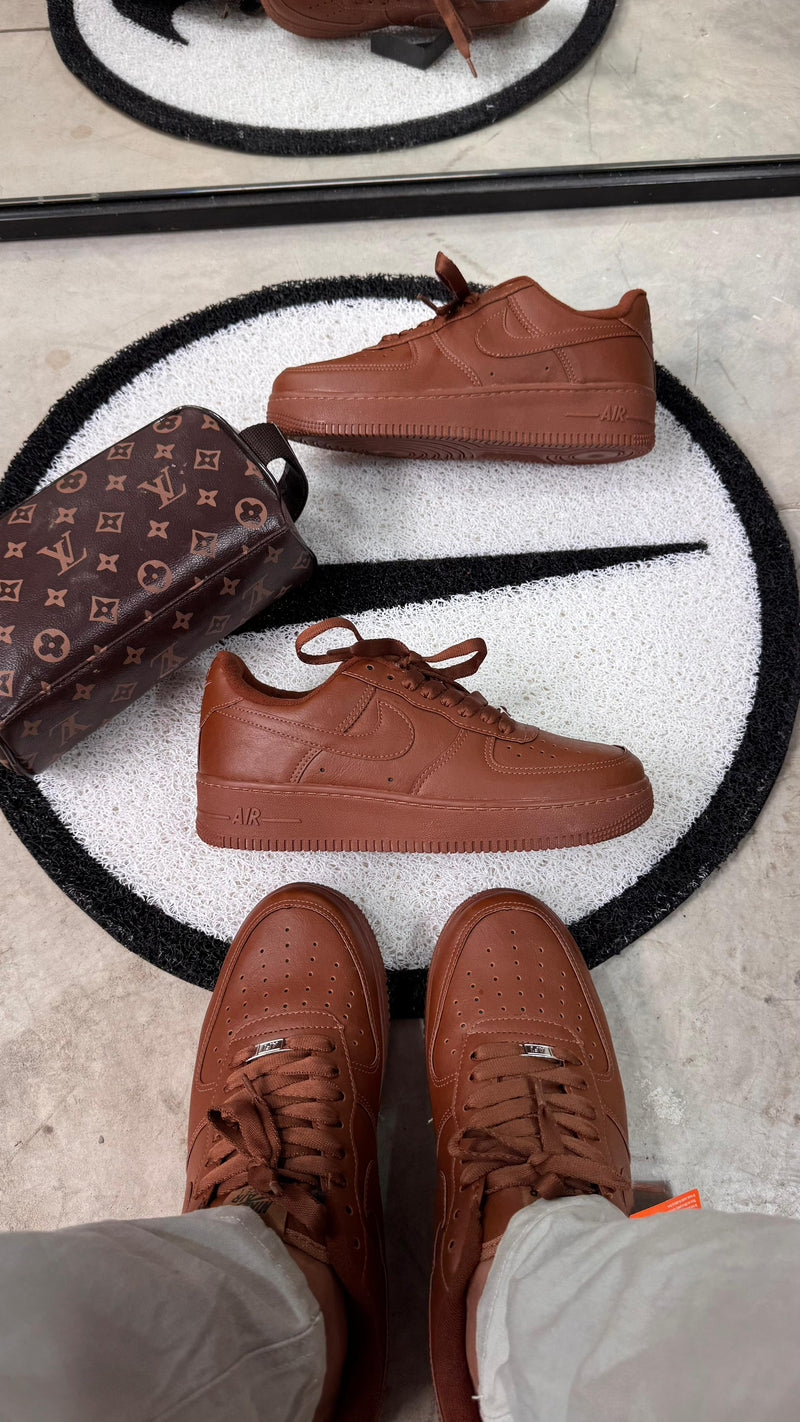 TÊNIS AIR FORCE LINHA LUXO CACAU
