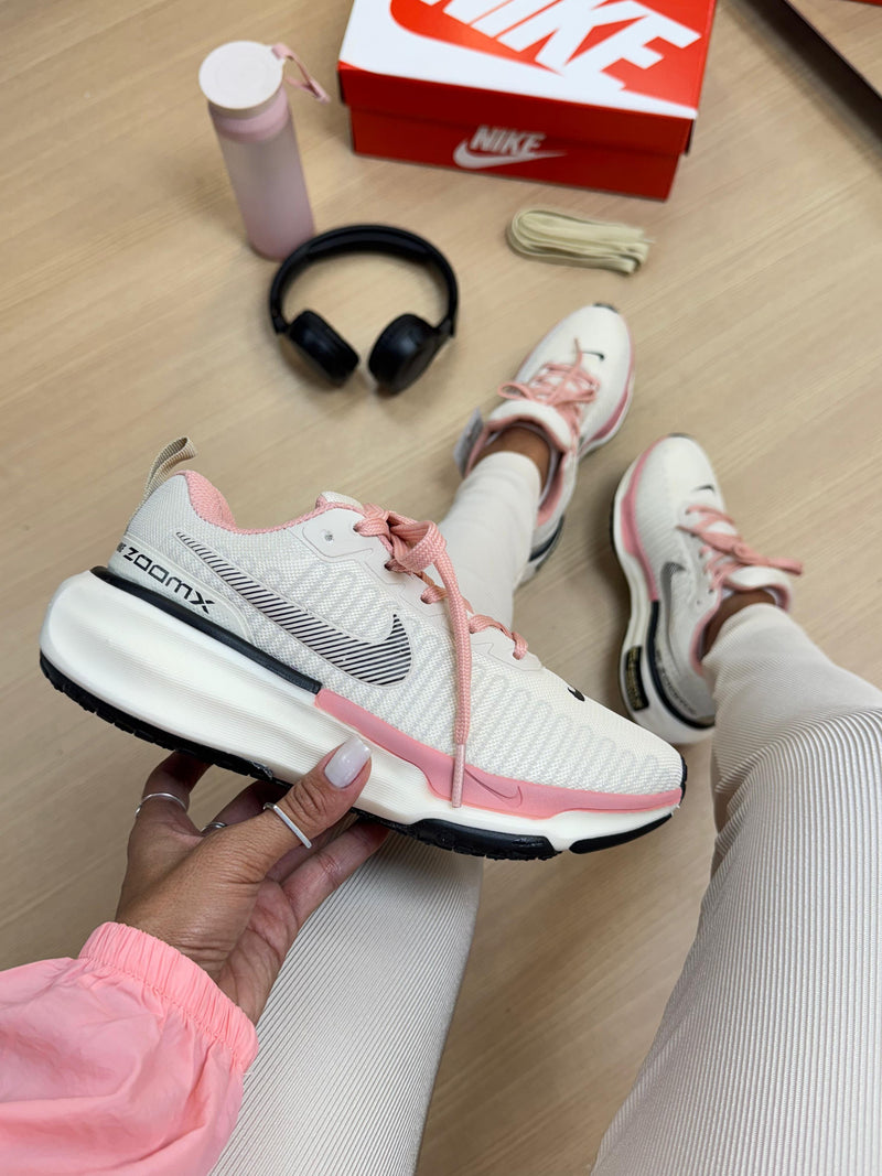 TÊNIS ZOOM X INVINCIBLE RUN 3