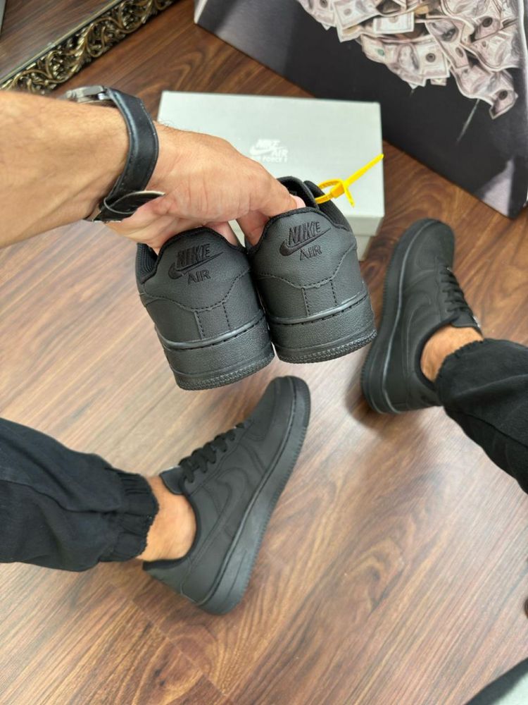 Tênis Air Force 1 - Preto luxo